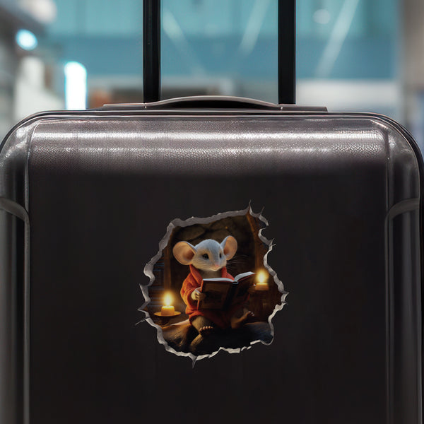 Reading Mouse decal on luggage